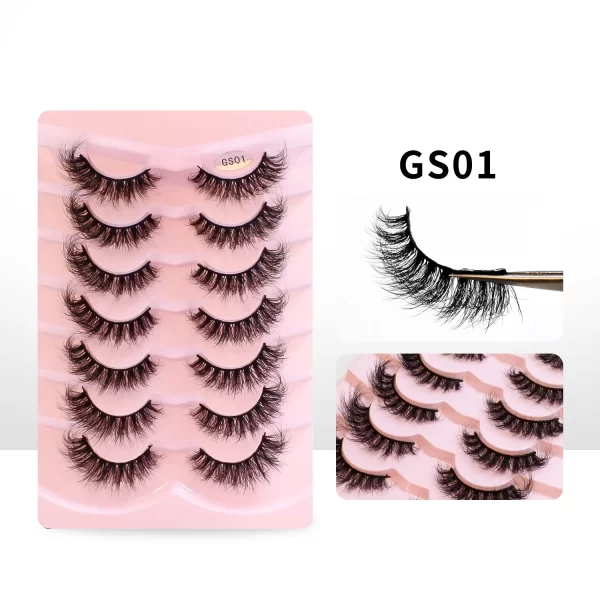 Enhance your eye makeup with our pack of 7 pairs of mink lashes. These fluffy lashes have a natural wispy and messy look, perfect for creating a manga-inspired style. Plus, enjoy free shipping - Image 3